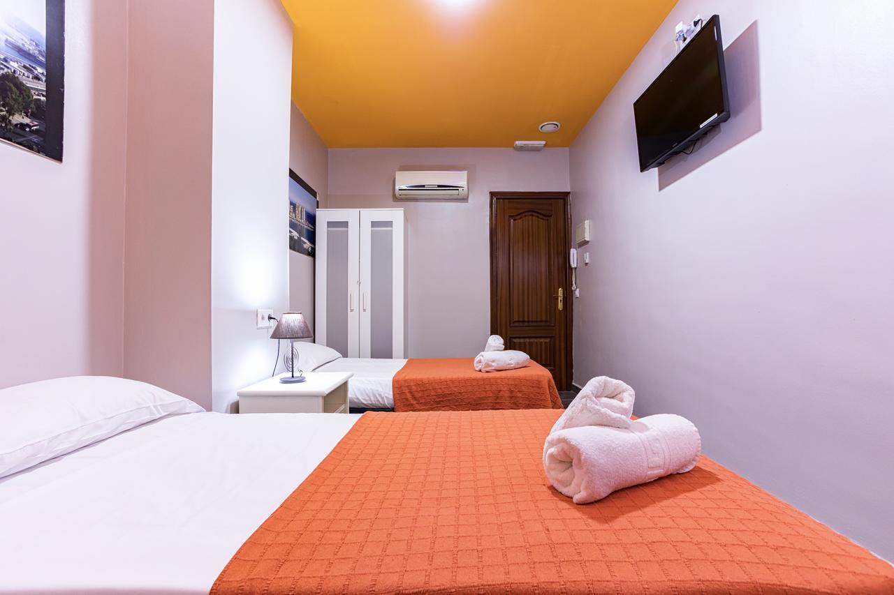 Hostal Ciudad Jardin Μάλαγα Εξωτερικό φωτογραφία