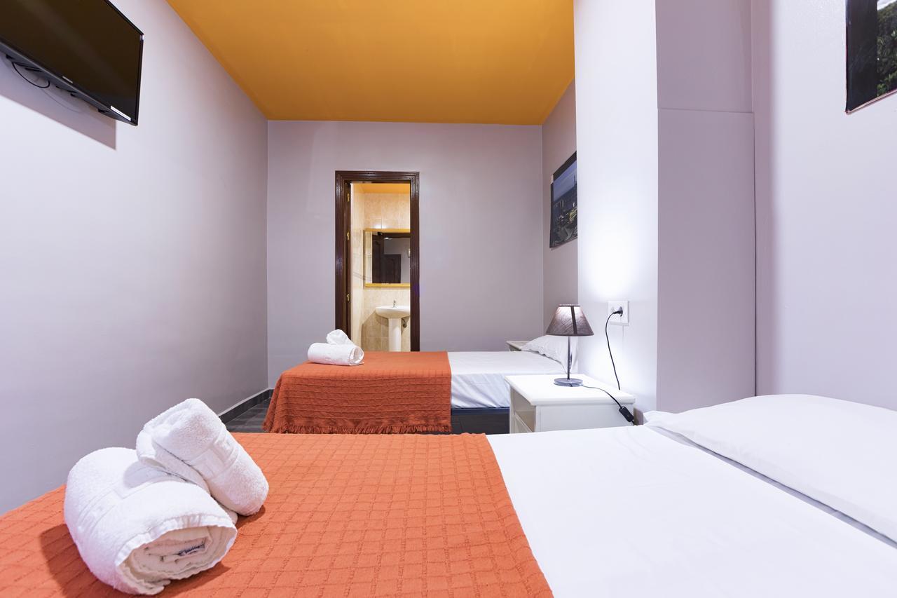 Hostal Ciudad Jardin Μάλαγα Εξωτερικό φωτογραφία