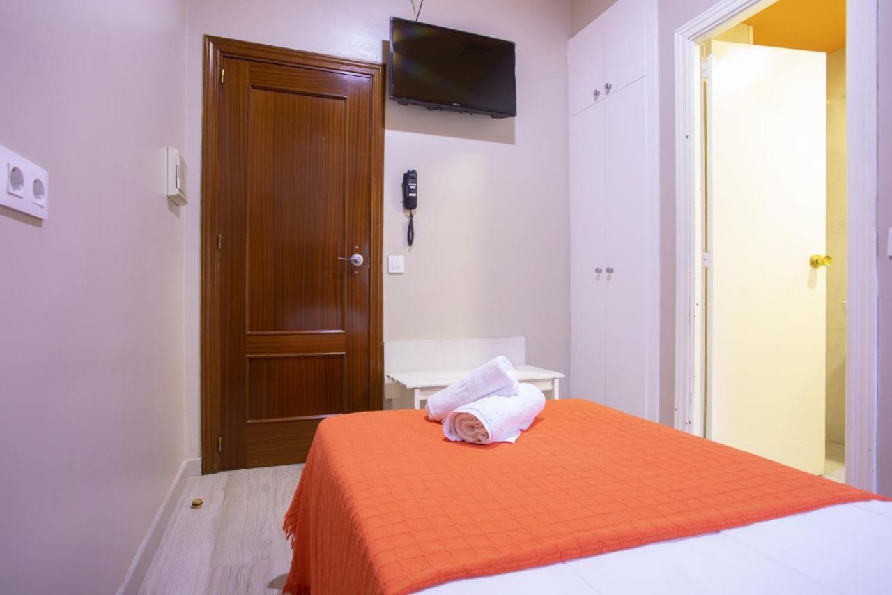 Hostal Ciudad Jardin Μάλαγα Εξωτερικό φωτογραφία