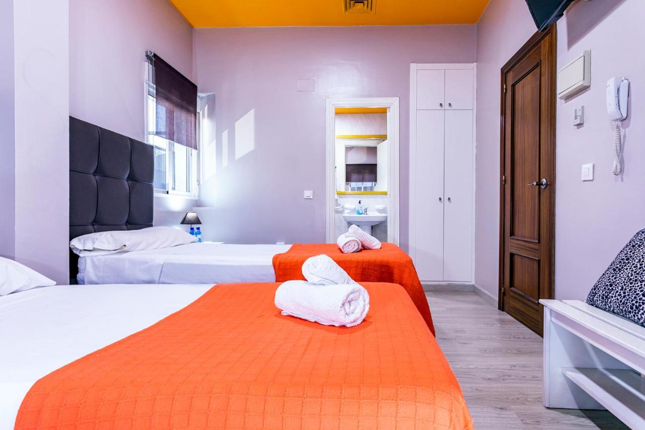 Hostal Ciudad Jardin Μάλαγα Εξωτερικό φωτογραφία